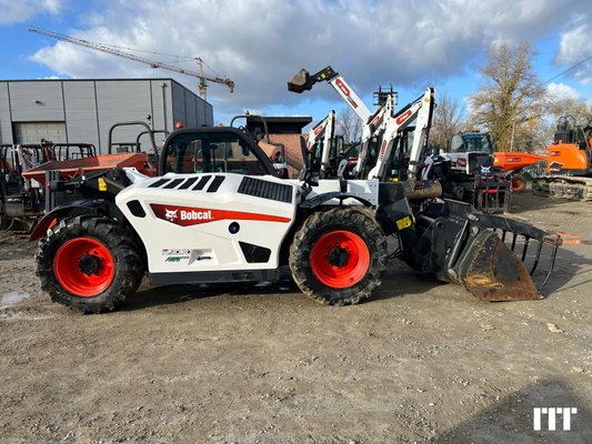 Chariot élévateur télescopique Bobcat TL30-70AGRI100LOWCAB - 1