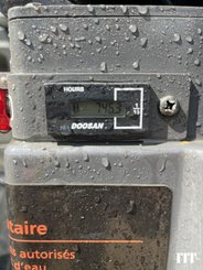 Mini pelle Doosan DX27Z - 8